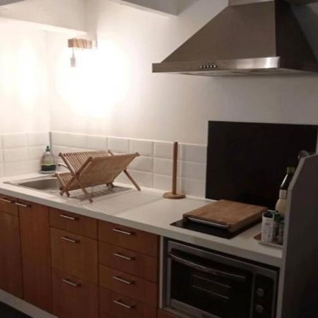 Joli Duplex En Centre Ville De 40M2 Climatise Истр Екстериор снимка